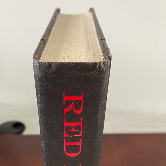 Red Rising - First Edition / First printing. By: Pierce Brown - Picture 5 of 6